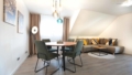 Wohnzimmer mit Essbereich
