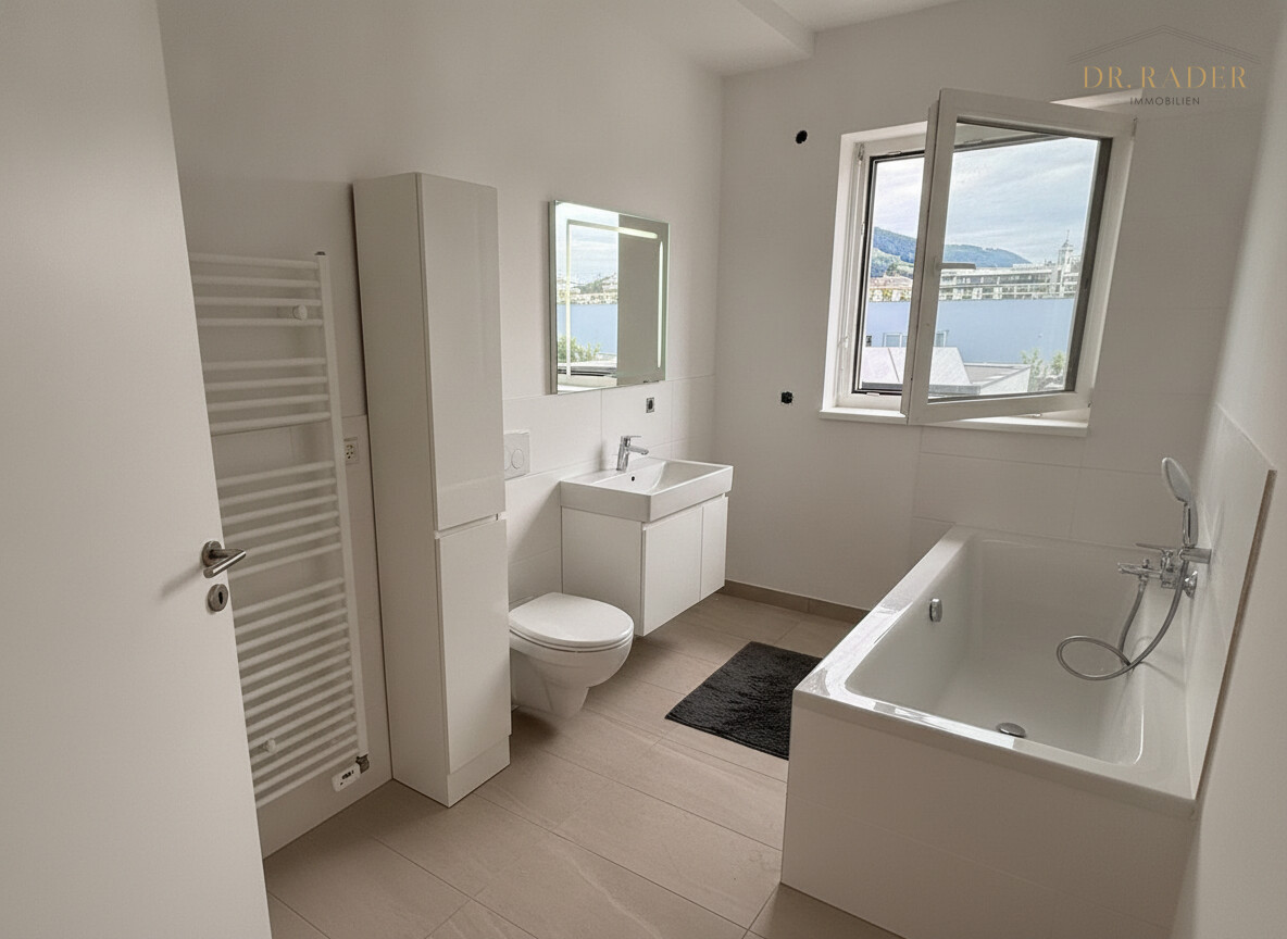Badezimmer Visu möbliert